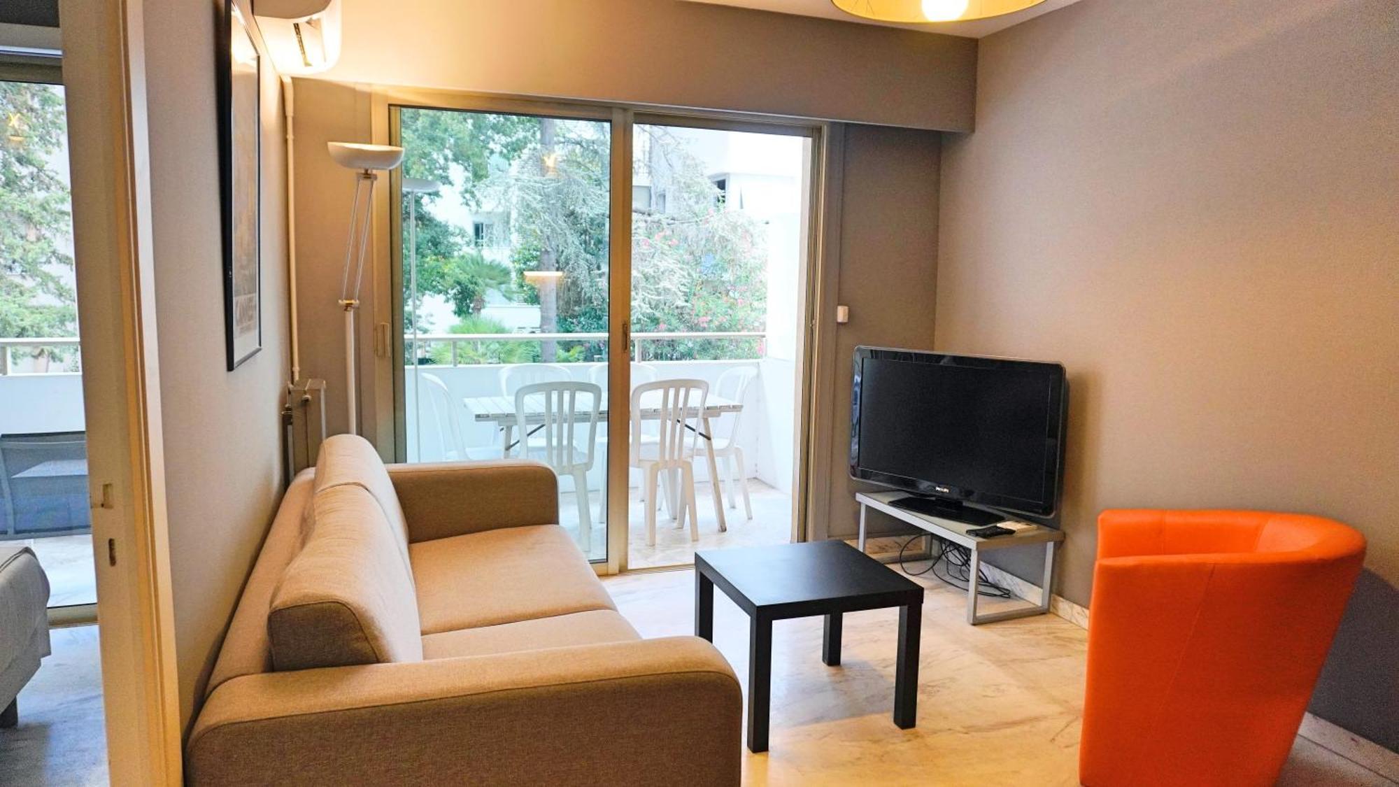 Appartement Proche Croisette, T2 Avec Terrasse, By Palmazur