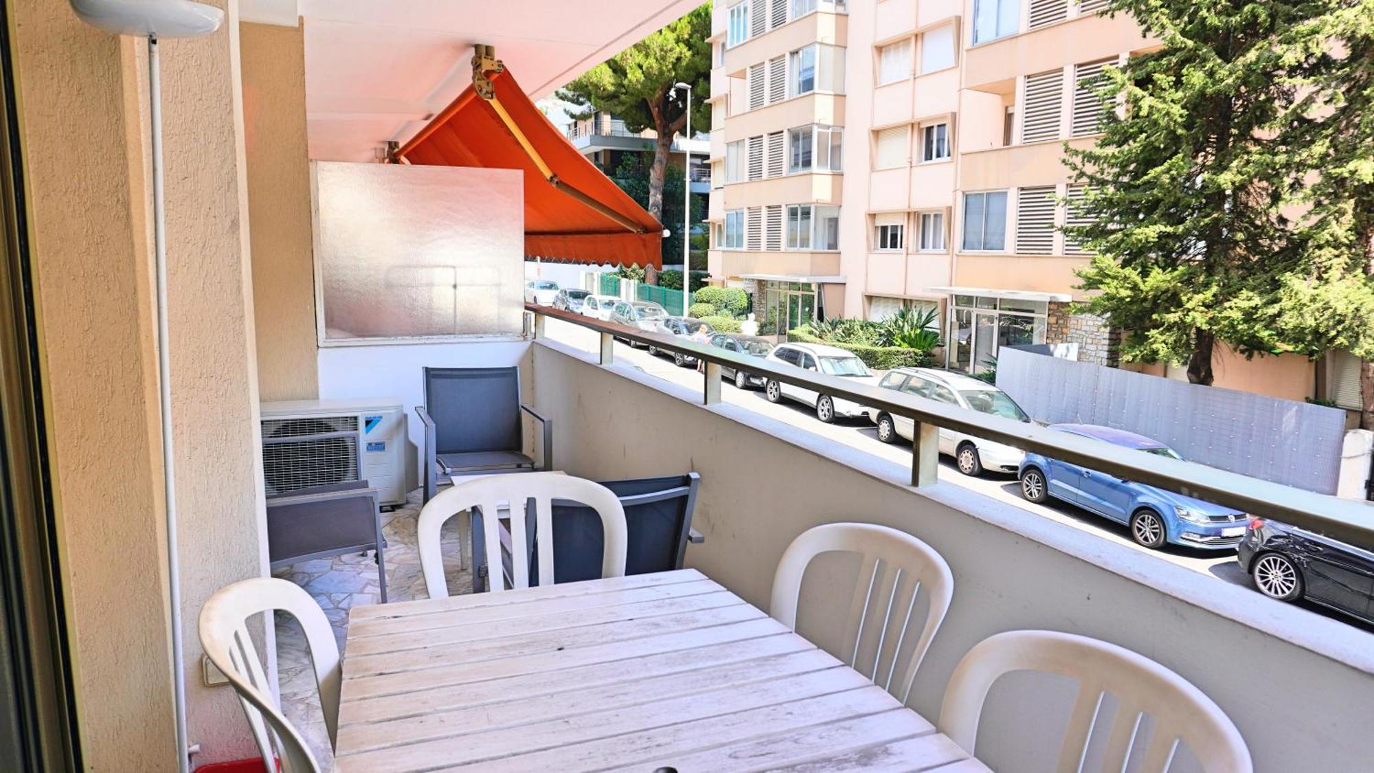 Appartement Proche Croisette, T2 Avec Terrasse, By Palmazur Cannes