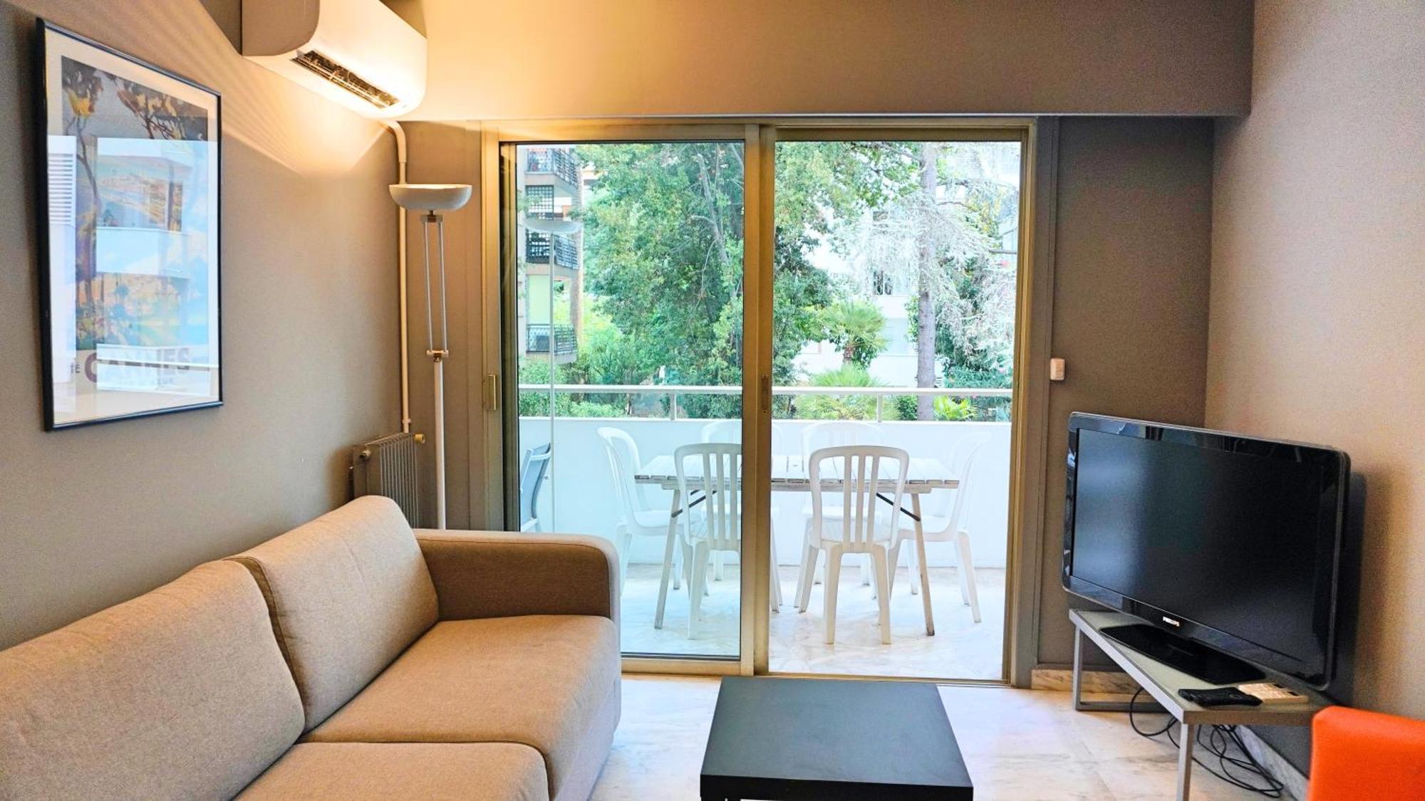 Proche Croisette, T2 Avec Terrasse, By Palmazur Appartement *